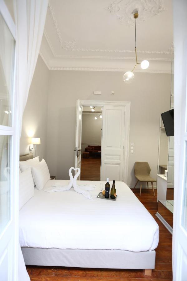 1900 Athenian House *