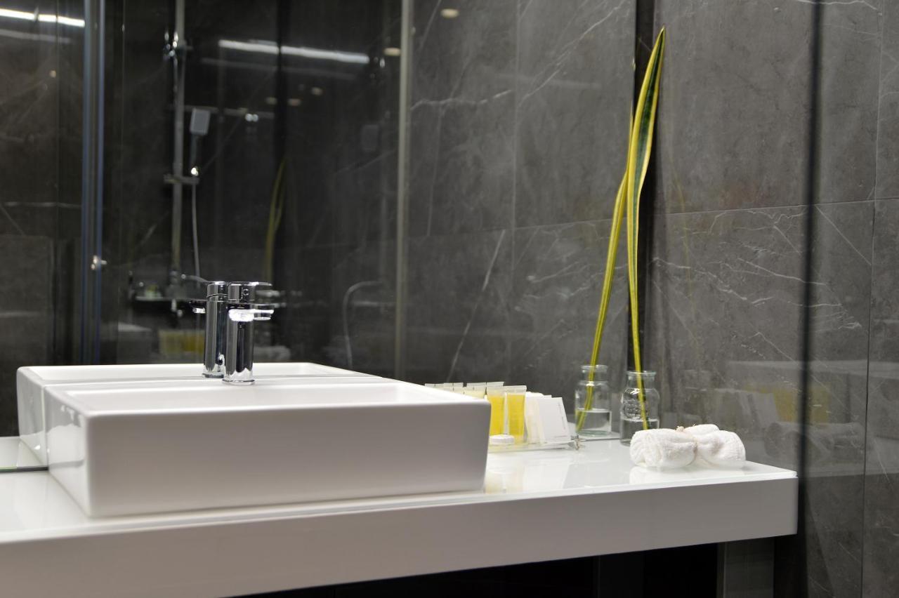 Hotel 1900 Athenian House *